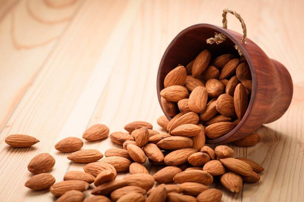 Almonds calcium rich foods